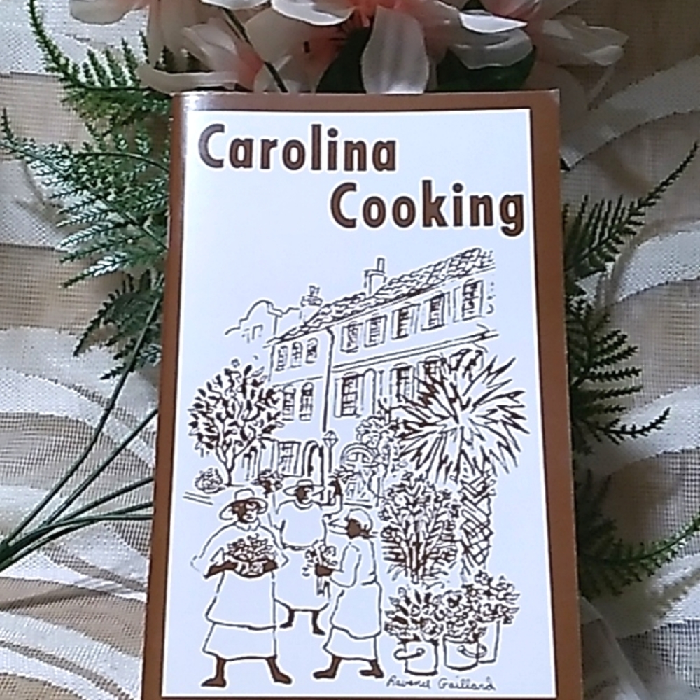 1977 CAROLINA COOKING COOKBOOK